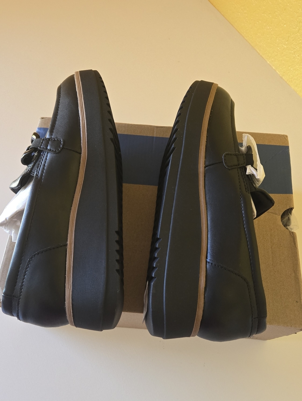 CLARKS Zylah May Casual Shoes Women's Size US 7.5 W Black Leather 26180109 - Picture 7 of 14